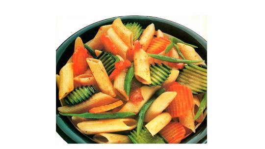 ensalada de mostacholes y hortalizas